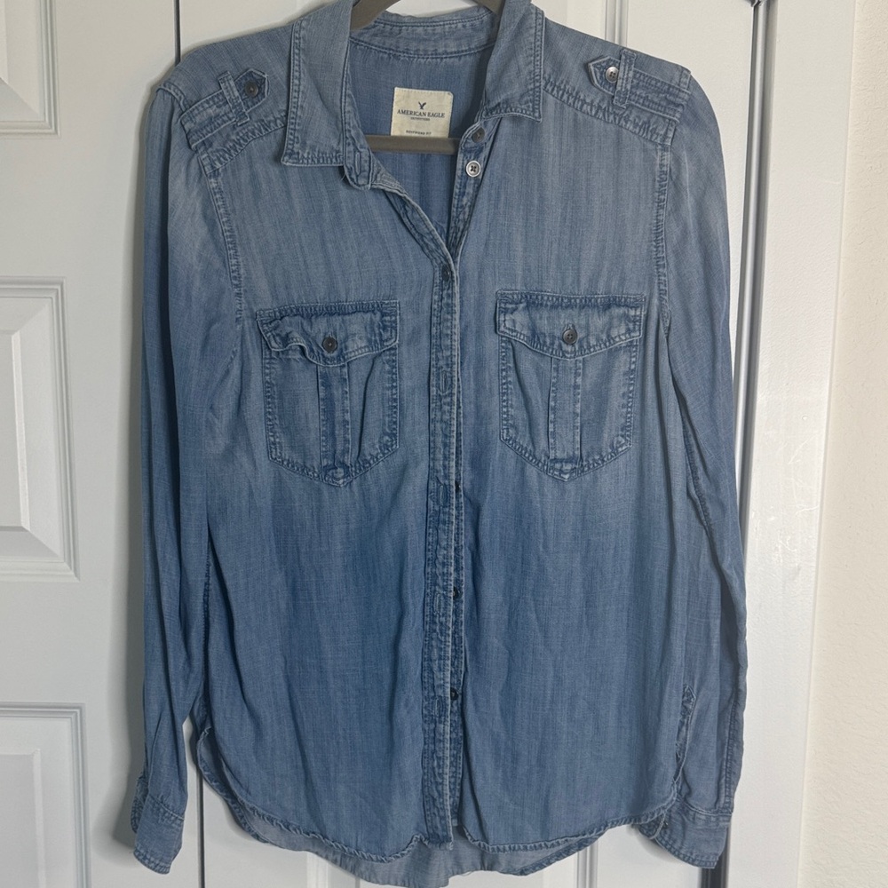 American Eagle Outfitters Blue Button Down Shirt